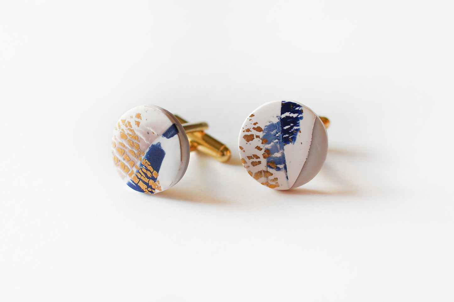 Abstract | Cufflinks